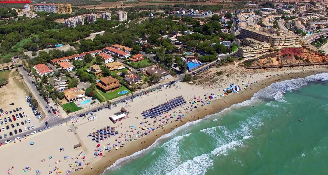 2-Bedroom And Living Room Apartment Near Campoamor Beach Exteriör bild