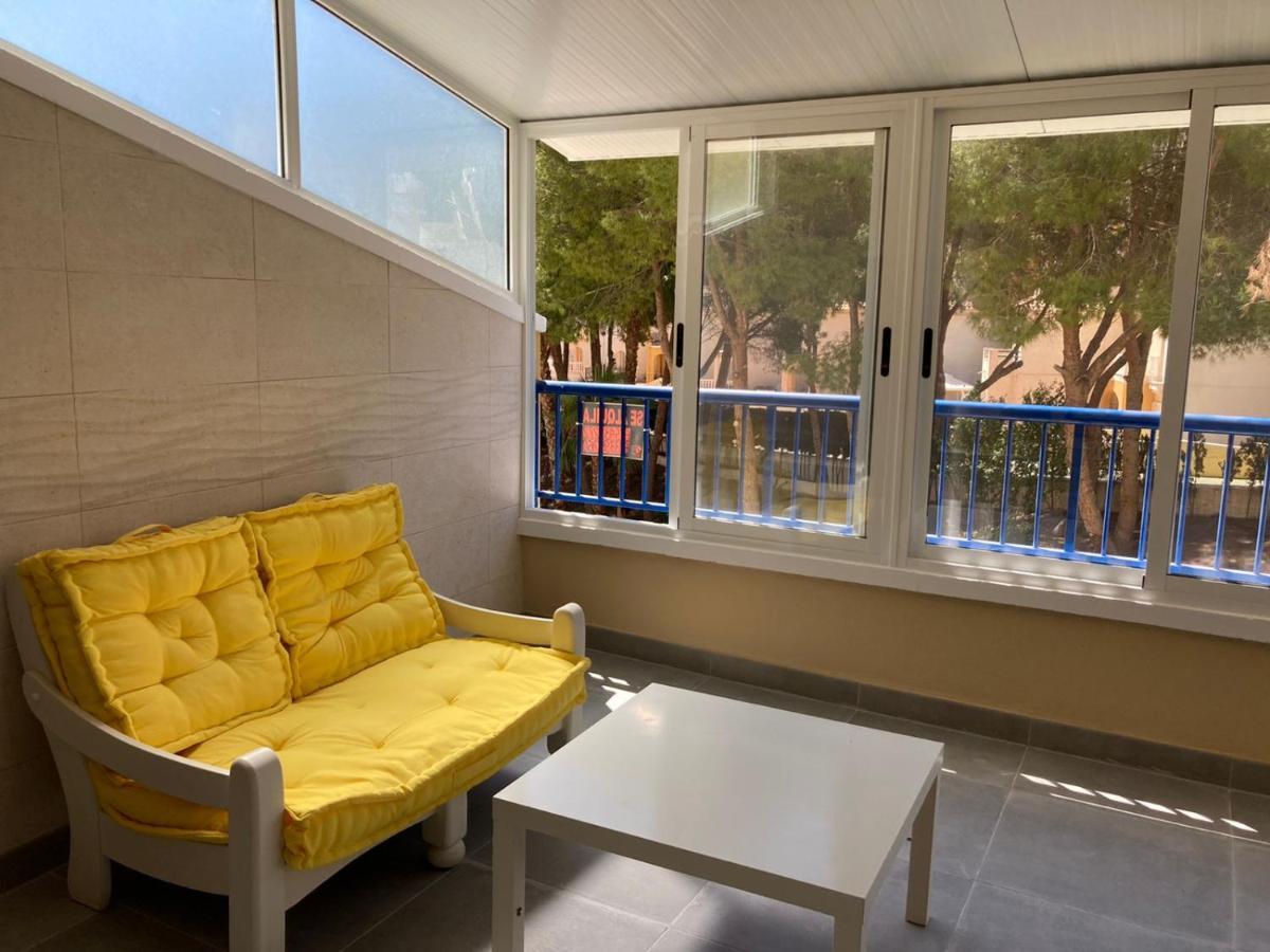 2-Bedroom And Living Room Apartment Near Campoamor Beach Exteriör bild